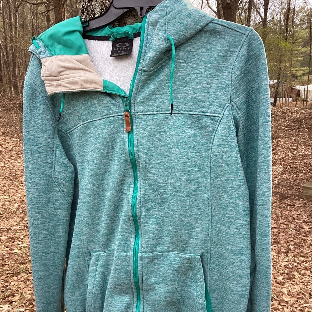 Oakley zip front hoodie medium